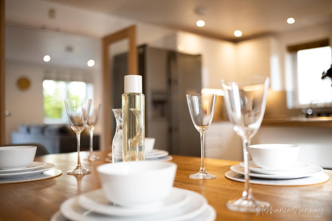 The Lookout, Modern Home From Home, Sleeps 5, With Private Parking & Outside Terrace St Ives  Exterior photo