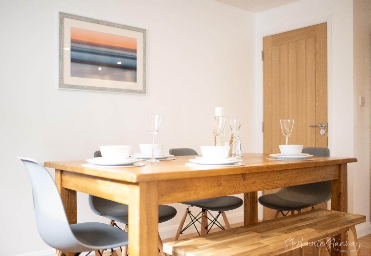The Lookout, Modern Home From Home, Sleeps 5, With Private Parking & Outside Terrace St Ives  Exterior photo